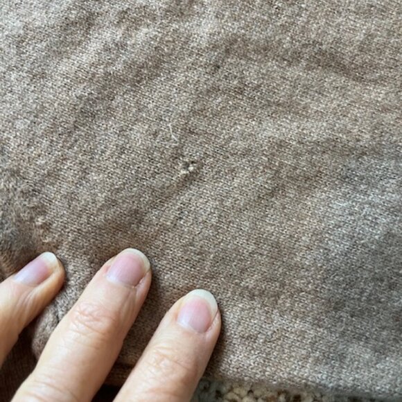 Men's Two Ply Cashmere Sweater - Large - Picture 3 of 5